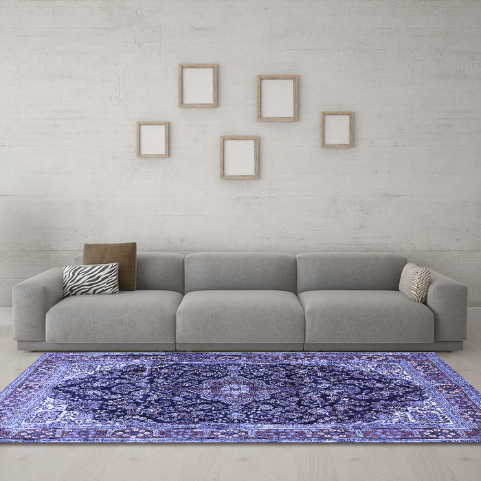 Machine Washable Medallion Blue Traditional Rug in a Living Room, wshtr549blu