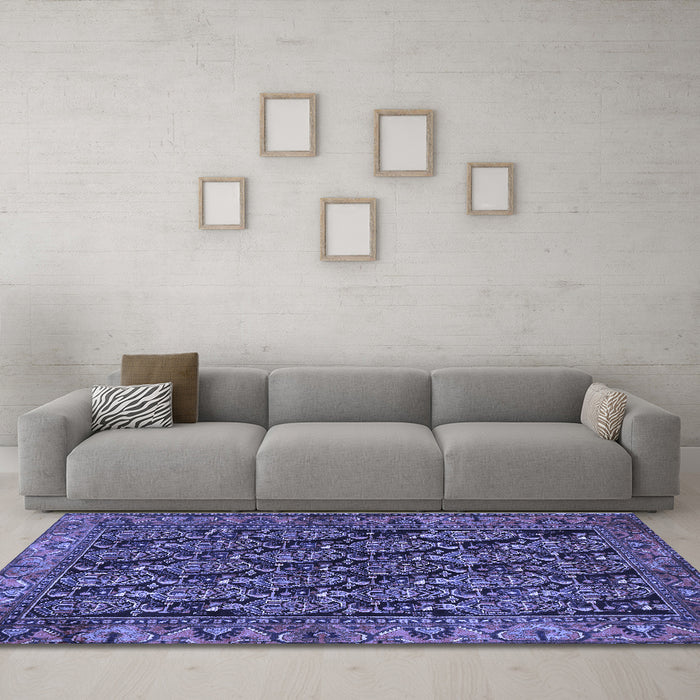 Machine Washable Persian Blue Traditional Rug in a Living Room, wshtr551blu