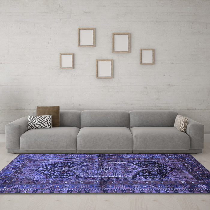 Machine Washable Persian Blue Traditional Rug in a Living Room, wshtr553blu