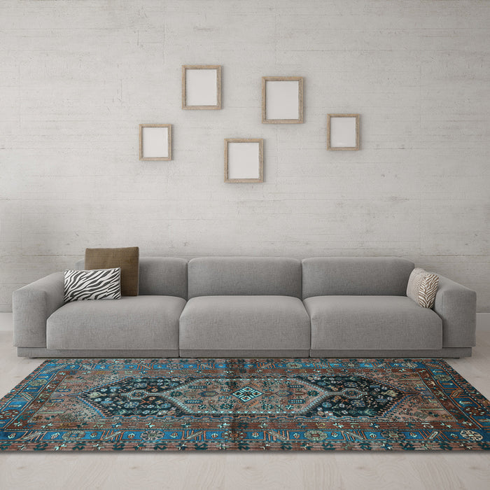Machine Washable Persian Light Blue Traditional Rug in a Living Room, wshtr553lblu