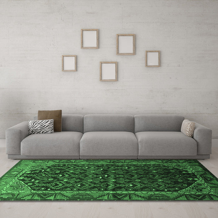Machine Washable Persian Emerald Green Traditional Area Rugs in a Living Room,, wshtr558emgrn