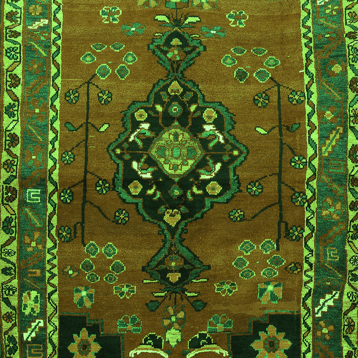 Serging Thickness of Machine Washable Persian Green Traditional Area Rugs, wshtr559grn