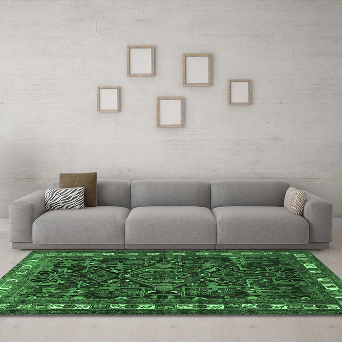 Machine Washable Animal Emerald Green Traditional Area Rugs in a Living Room,, wshtr565emgrn