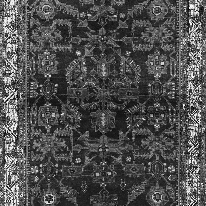 Serging Thickness of Machine Washable Persian Gray Traditional Rug, wshtr567gry