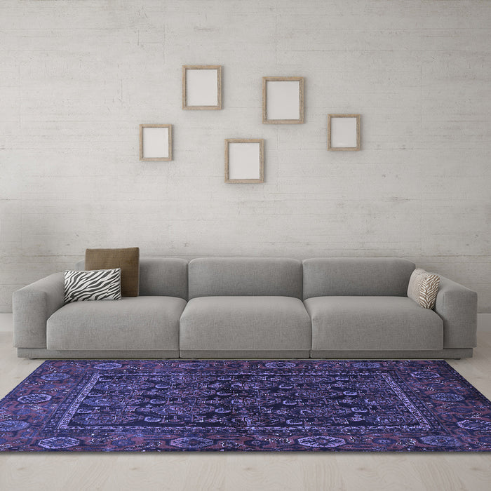 Machine Washable Persian Blue Traditional Rug in a Living Room, wshtr569blu