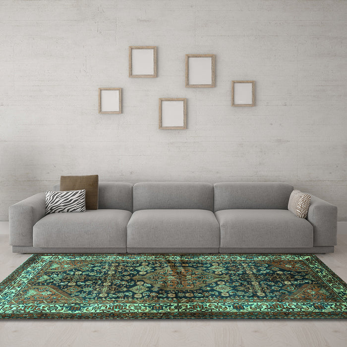 Machine Washable Persian Turquoise Traditional Area Rugs in a Living Room,, wshtr572turq