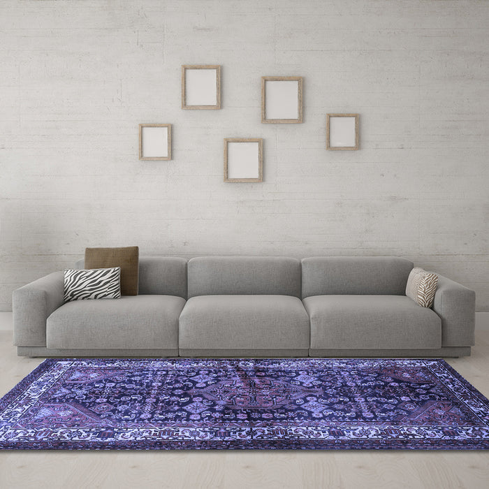 Machine Washable Persian Blue Traditional Rug in a Living Room, wshtr572blu