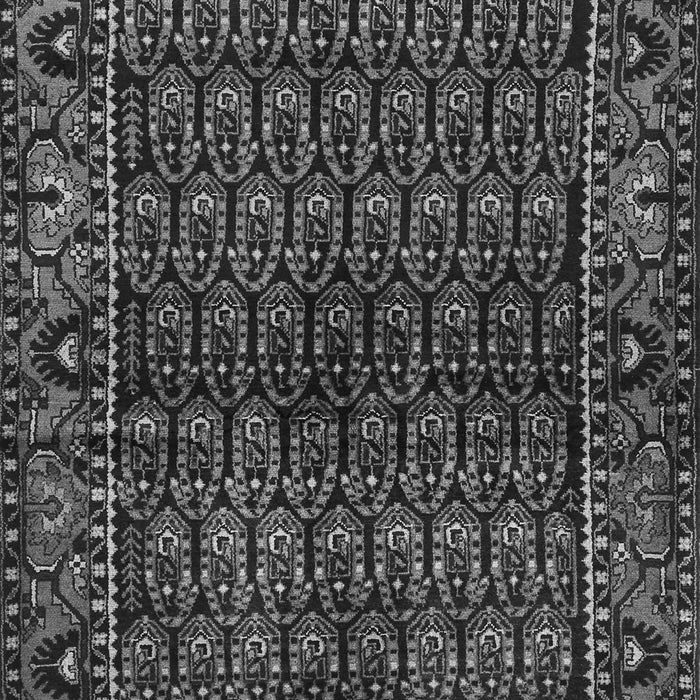 Serging Thickness of Machine Washable Persian Gray Traditional Rug, wshtr573gry
