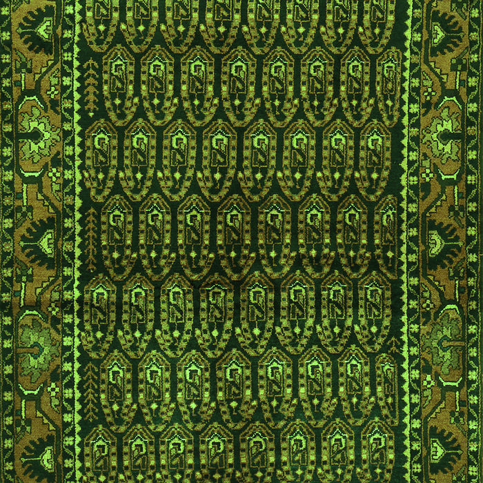 Serging Thickness of Machine Washable Persian Green Traditional Area Rugs, wshtr573grn