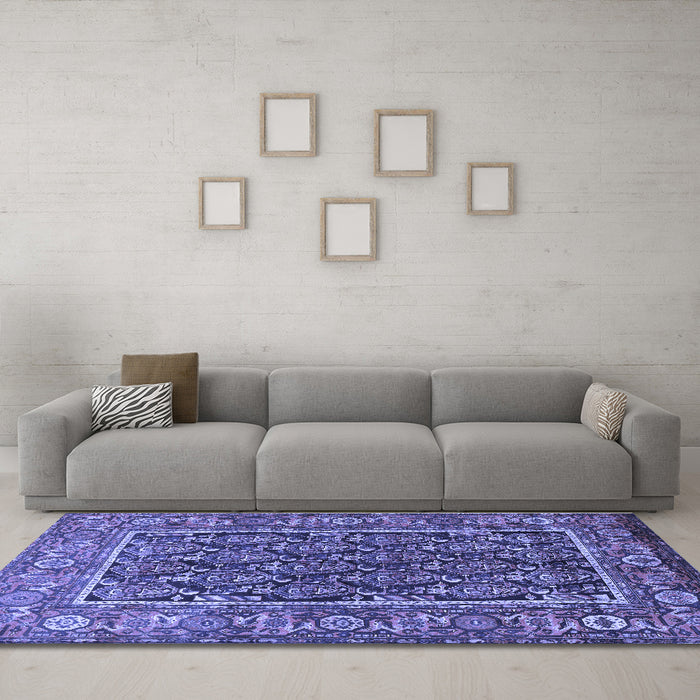 Machine Washable Persian Blue Traditional Rug in a Living Room, wshtr578blu