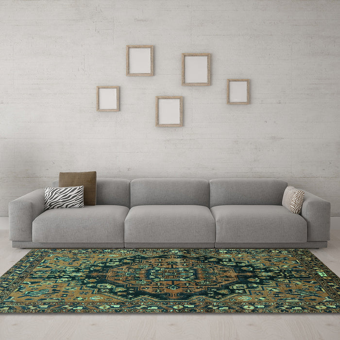 Machine Washable Persian Turquoise Traditional Area Rugs in a Living Room,, wshtr580turq