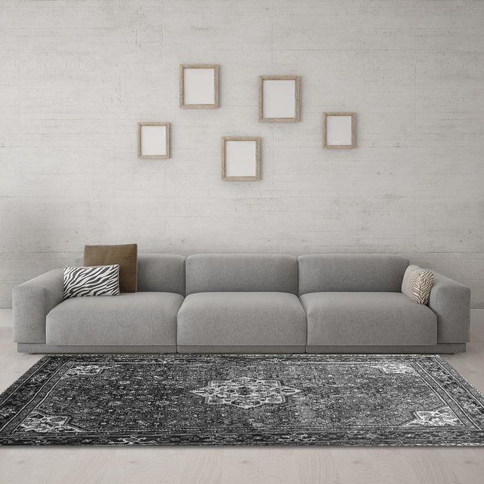 Machine Washable Persian Gray Traditional Rug in a Living Room,, wshtr582gry