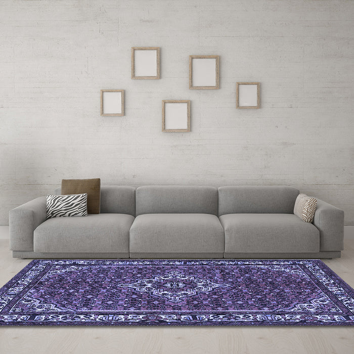 Machine Washable Medallion Blue Traditional Rug in a Living Room, wshtr586blu