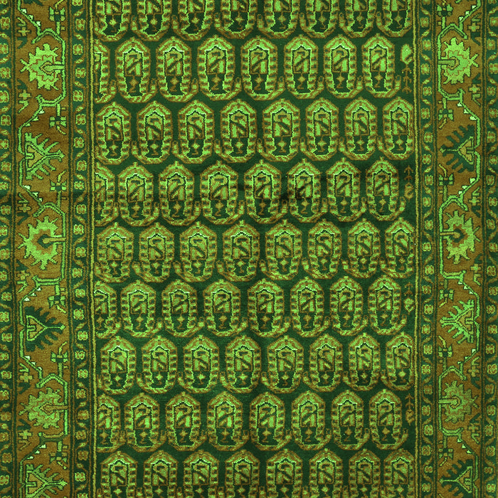 Serging Thickness of Machine Washable Persian Green Traditional Area Rugs, wshtr587grn
