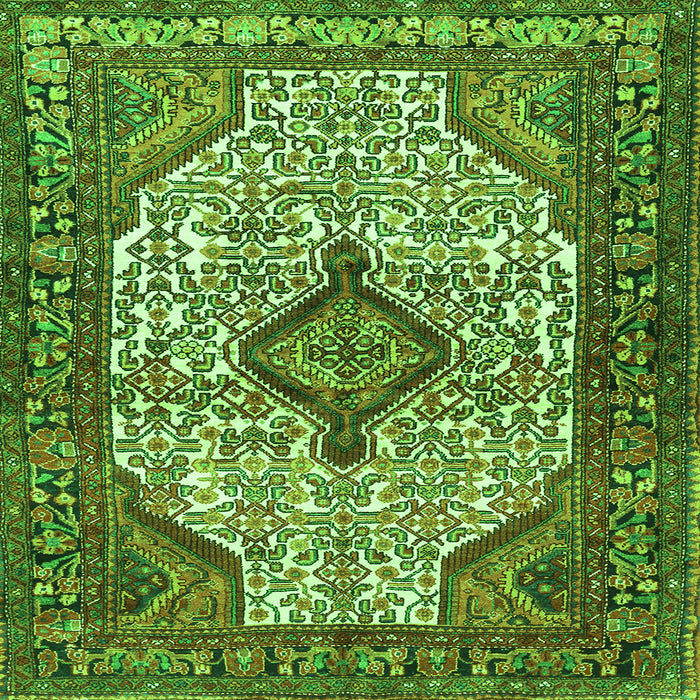 Serging Thickness of Medallion Green Traditional Rug, tr589grn