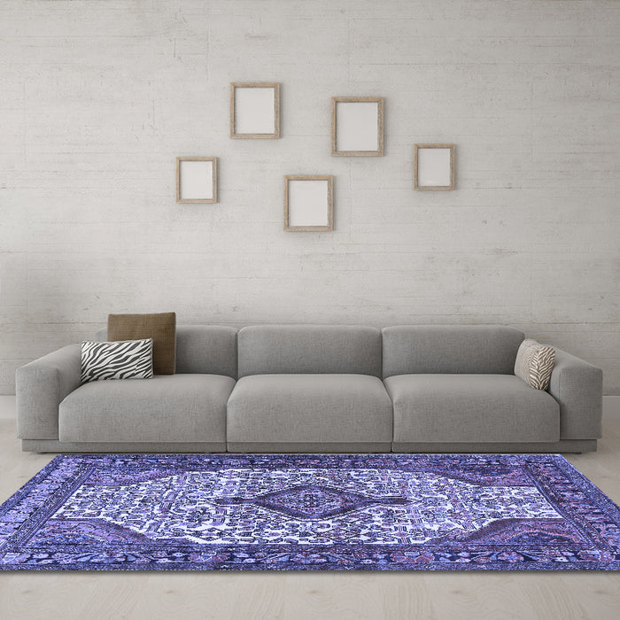 Machine Washable Medallion Blue Traditional Rug in a Living Room, wshtr589blu
