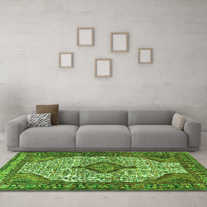 Machine Washable Medallion Green Traditional Area Rugs in a Living Room,, wshtr589grn