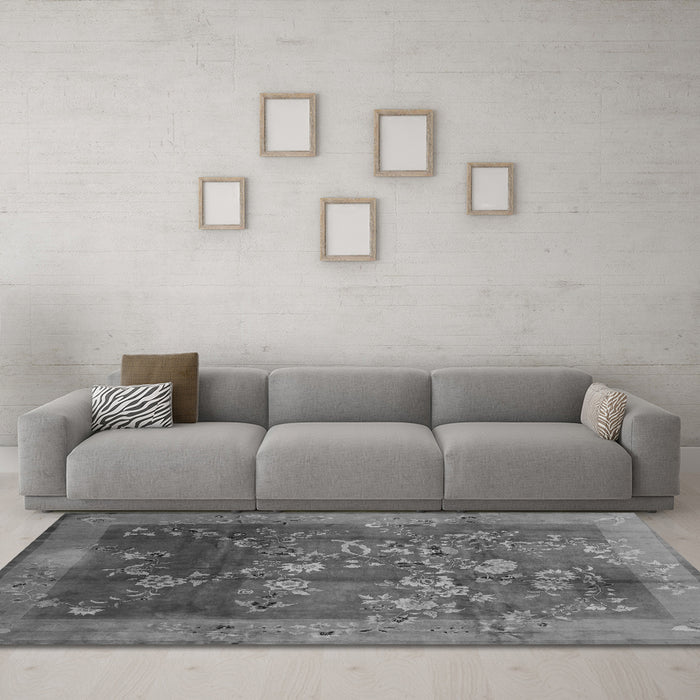 Machine Washable Oriental Gray Asian Inspired Rug in a Living Room,, wshtr58gry