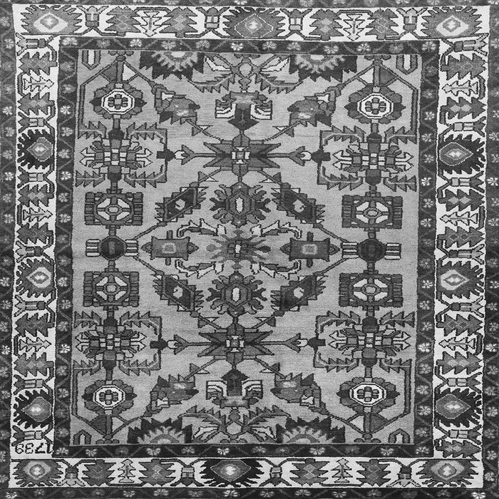 Serging Thickness of Persian Gray Traditional Rug, tr590gry