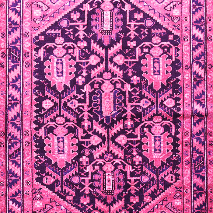 Machine Washable Persian Pink Traditional Rug, wshtr593pnk