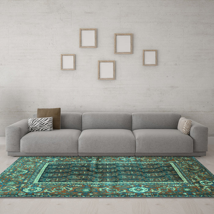 Machine Washable Persian Turquoise Traditional Area Rugs in a Living Room,, wshtr595turq