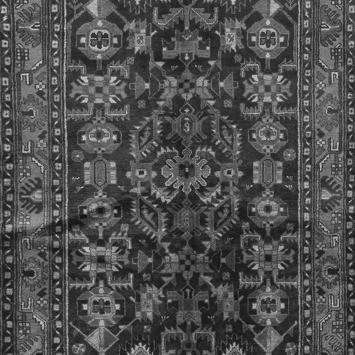 Serging Thickness of Machine Washable Persian Gray Traditional Rug, wshtr598gry