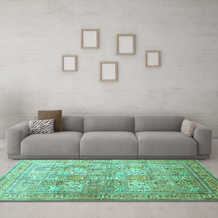 Machine Washable Persian Turquoise Traditional Area Rugs in a Living Room,, wshtr59turq