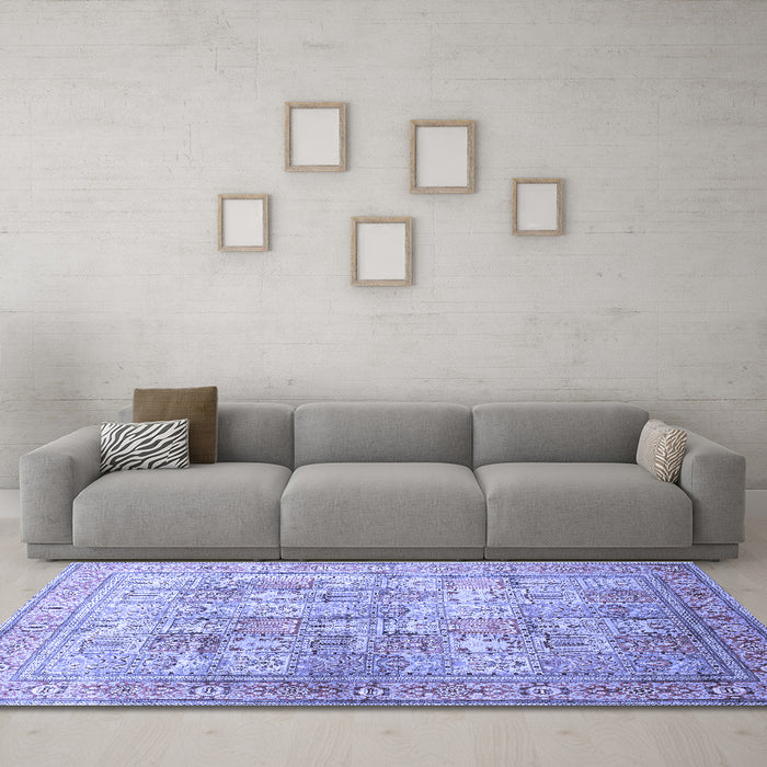Machine Washable Persian Blue Traditional Rug in a Living Room, wshtr59blu