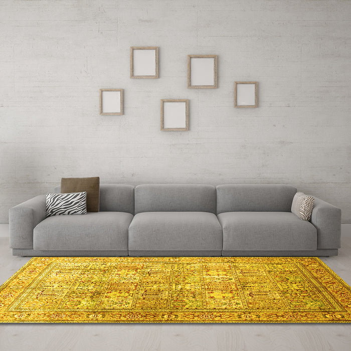 Machine Washable Persian Yellow Traditional Rug in a Living Room, wshtr59yw