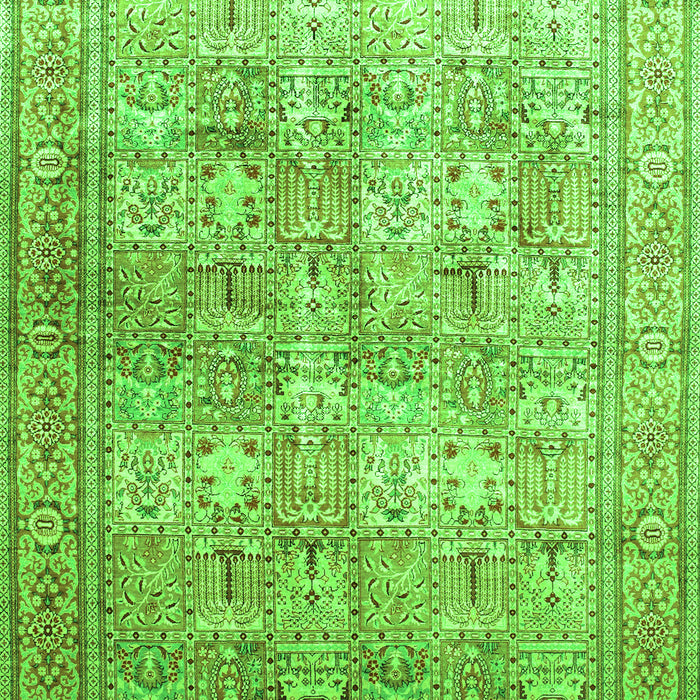 Serging Thickness of Machine Washable Persian Green Traditional Area Rugs, wshtr59grn
