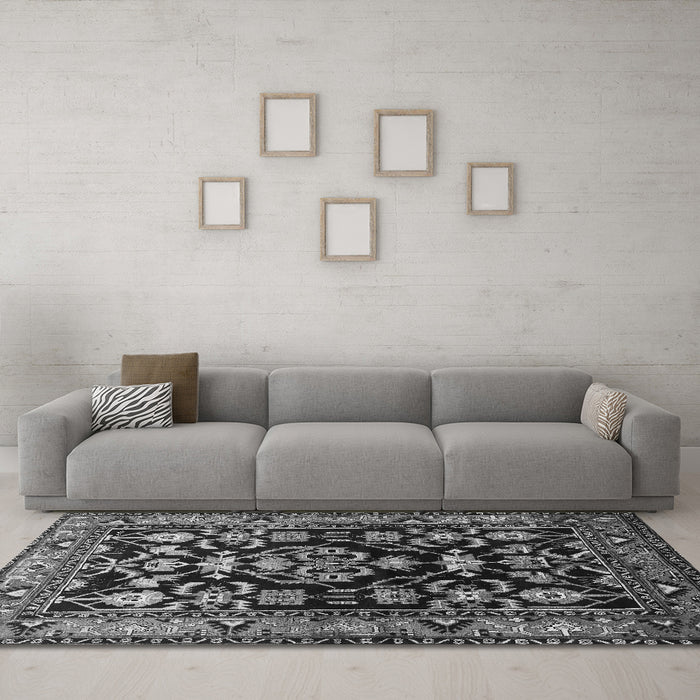 Machine Washable Persian Gray Traditional Rug in a Living Room,, wshtr601gry