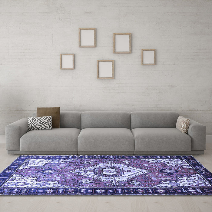 Machine Washable Persian Blue Traditional Rug in a Living Room, wshtr603blu