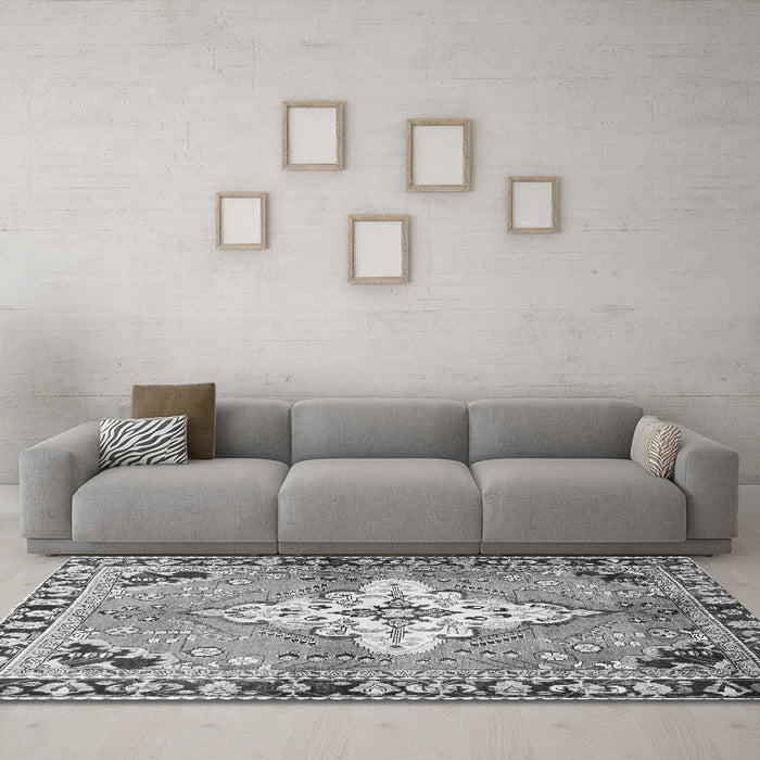 Machine Washable Medallion Gray Traditional Rug in a Living Room,, wshtr604gry