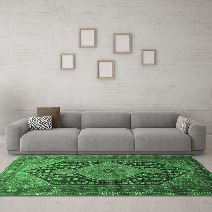 Machine Washable Persian Emerald Green Traditional Area Rugs in a Living Room,, wshtr605emgrn