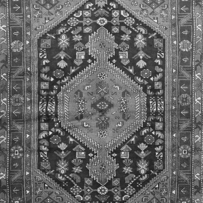 Serging Thickness of Machine Washable Persian Gray Traditional Rug, wshtr605gry