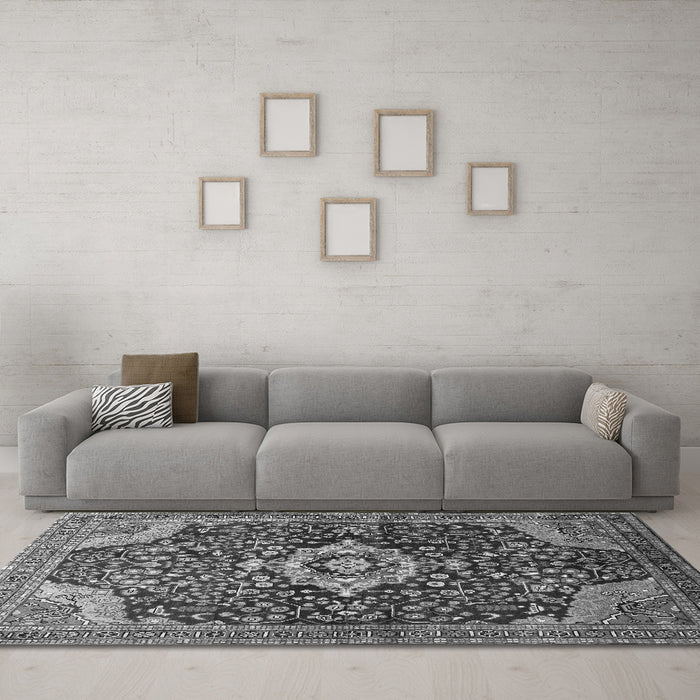 Machine Washable Persian Gray Traditional Rug in a Living Room,, wshtr606gry