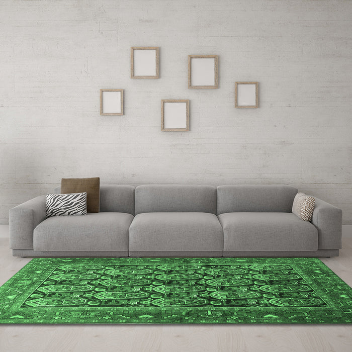 Machine Washable Persian Emerald Green Traditional Area Rugs in a Living Room,, wshtr608emgrn