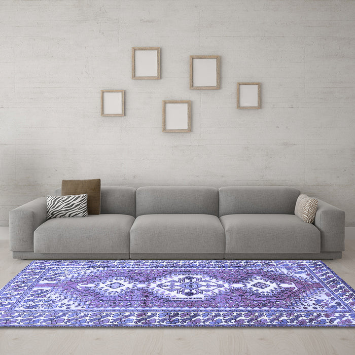 Machine Washable Persian Blue Traditional Rug in a Living Room, wshtr609blu