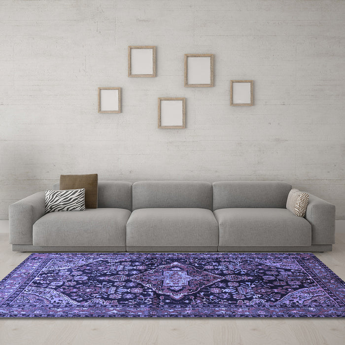 Machine Washable Persian Blue Traditional Rug in a Living Room, wshtr613blu
