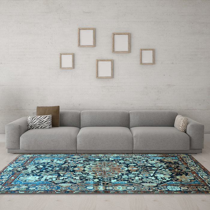 Machine Washable Animal Light Blue Traditional Rug in a Living Room, wshtr615lblu