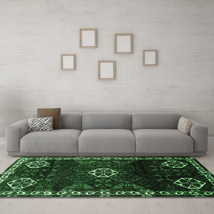 Machine Washable Persian Emerald Green Traditional Area Rugs in a Living Room,, wshtr617emgrn