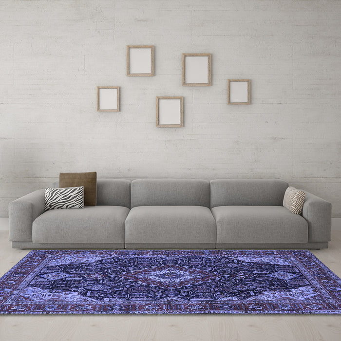 Machine Washable Medallion Blue Traditional Rug in a Living Room, wshtr61blu