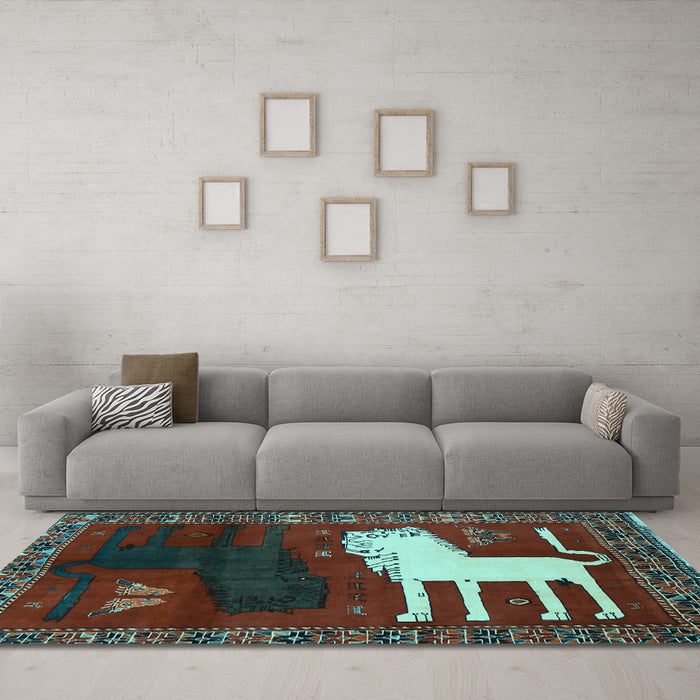 Machine Washable Animal Light Blue Traditional Rug in a Living Room, wshtr621lblu