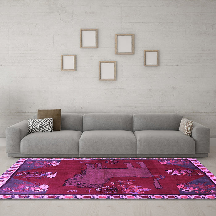 Machine Washable Animal Purple Traditional Area Rugs in a Living Room, wshtr622pur