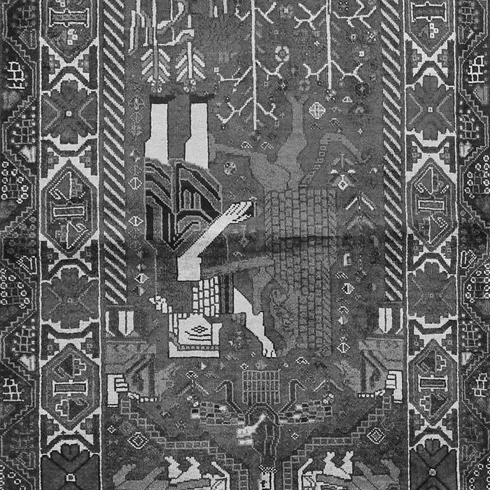 Serging Thickness of Machine Washable Animal Gray Traditional Rug, wshtr625gry