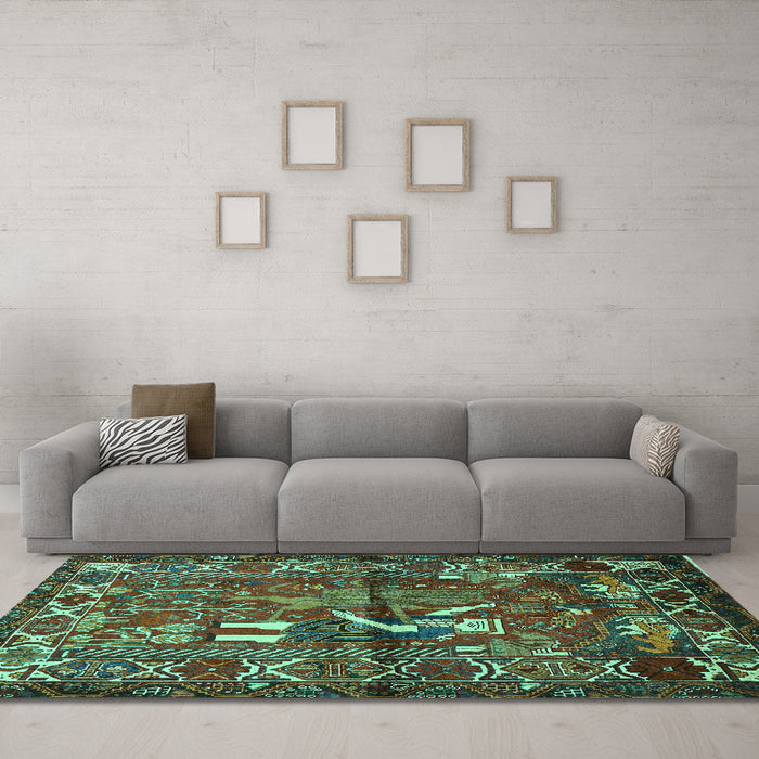 Machine Washable Animal Turquoise Traditional Area Rugs in a Living Room,, wshtr625turq