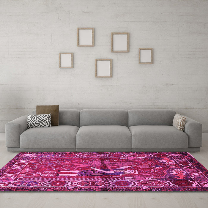 Machine Washable Animal Pink Traditional Rug in a Living Room, wshtr625pnk