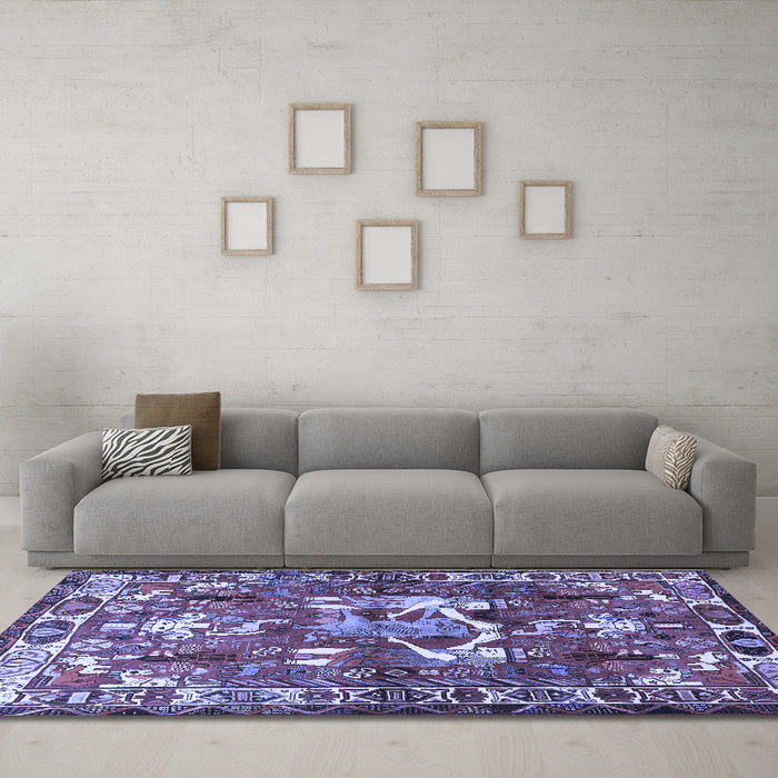 Machine Washable Animal Blue Traditional Rug in a Living Room, wshtr627blu