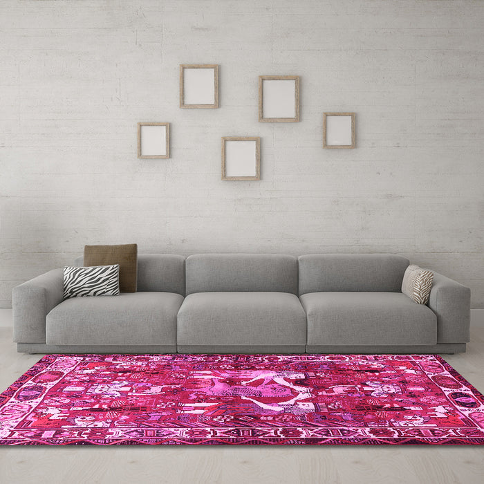 Machine Washable Animal Pink Traditional Rug in a Living Room, wshtr627pnk