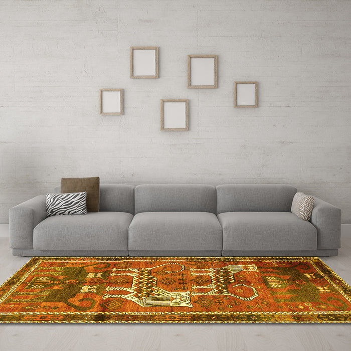 Machine Washable Animal Yellow Traditional Rug in a Living Room, wshtr629yw